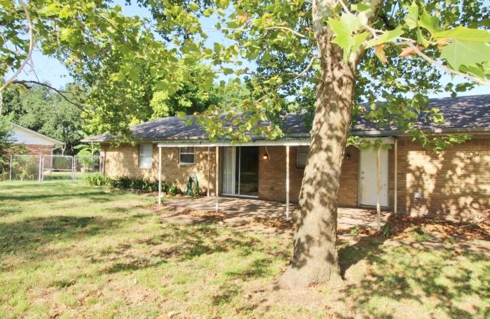 1420 Hillside Drive Property Photo 12