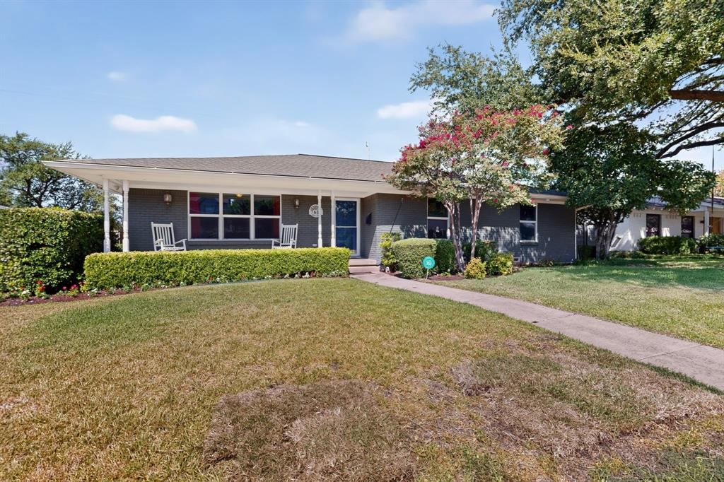 7611 El Pensador Drive Property Photo 1