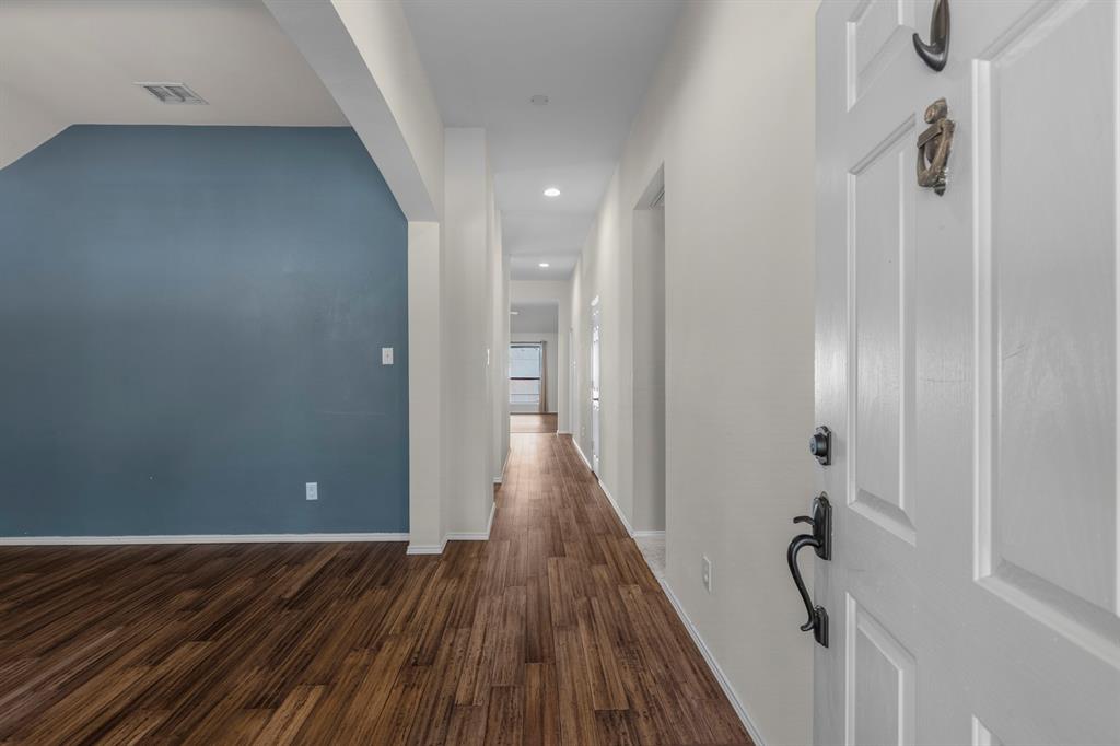 1408 Heather Brook Drive Property Photo 4