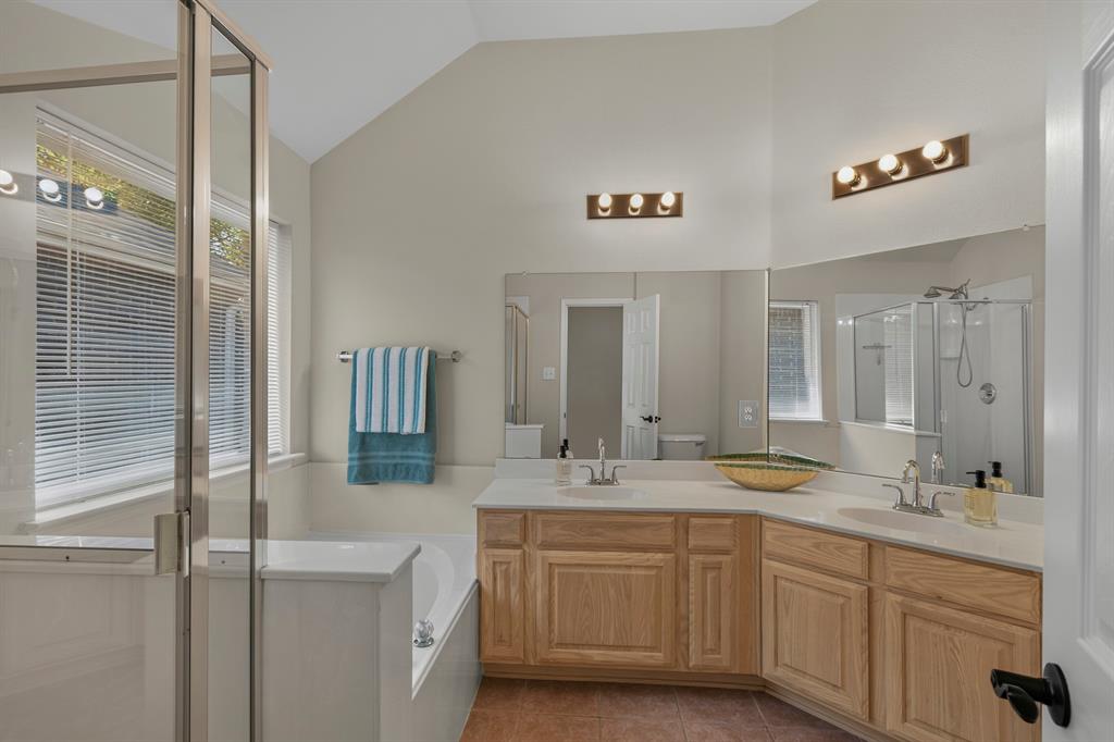 1408 Heather Brook Drive Property Photo 22