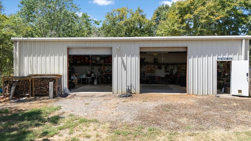 2096 County Road 3432 Property Photo 35