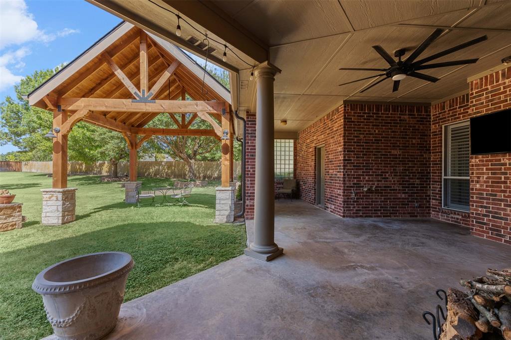 441 Country Ridge Lane Property Photo 5