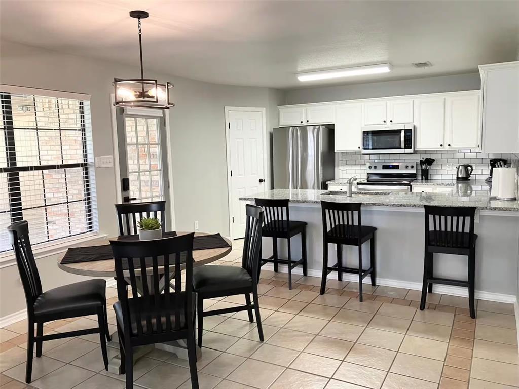 413 Shoreview Drive Property Photo 3