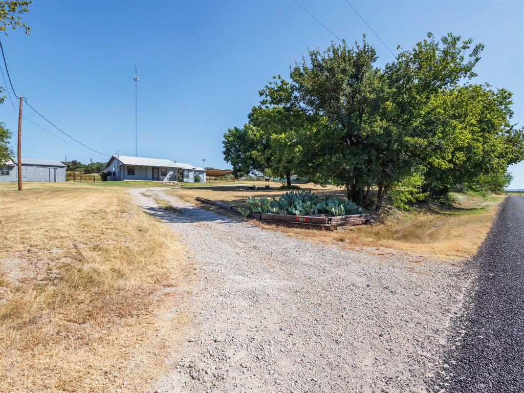 3821 Fm 590 Property Photo 1