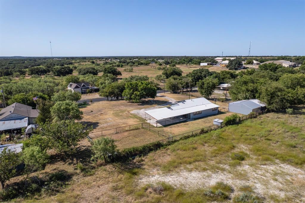 3821 Fm 590 Property Photo 8