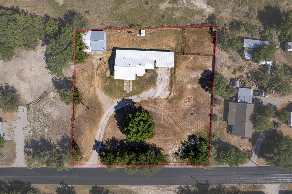 3821 Fm 590 Property Photo 11