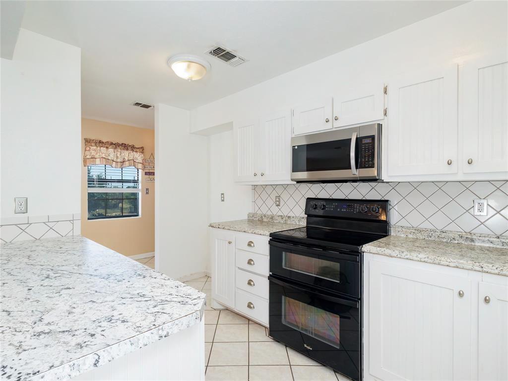 3821 Fm 590 Property Photo 15