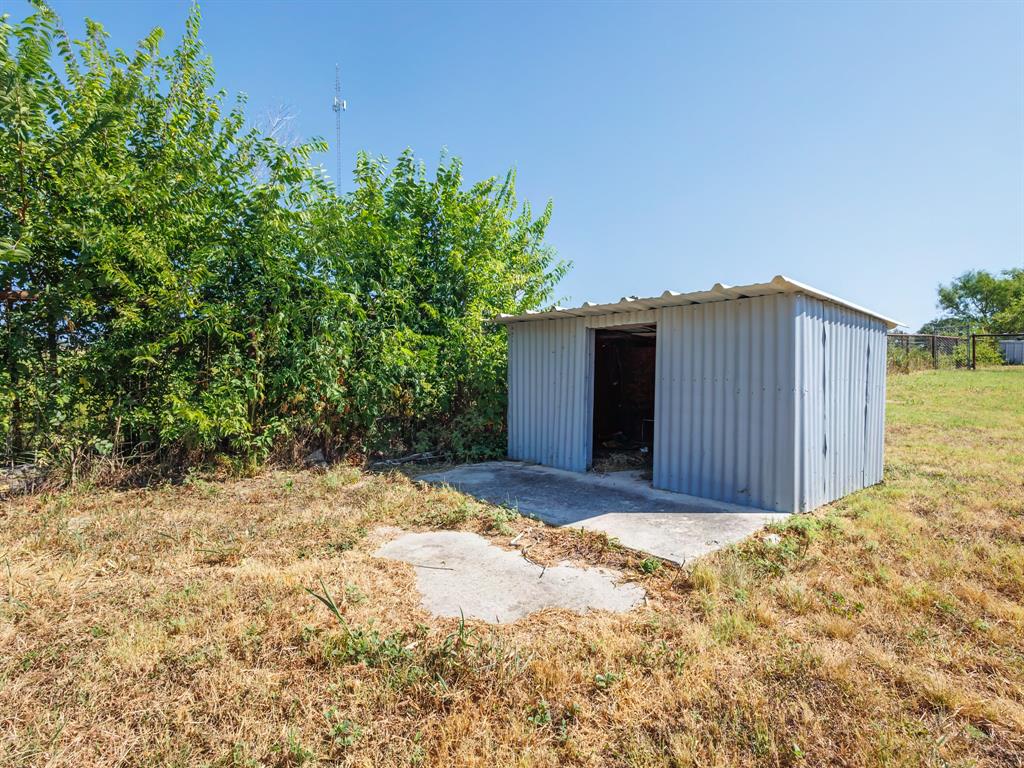 3821 Fm 590 Property Photo 31