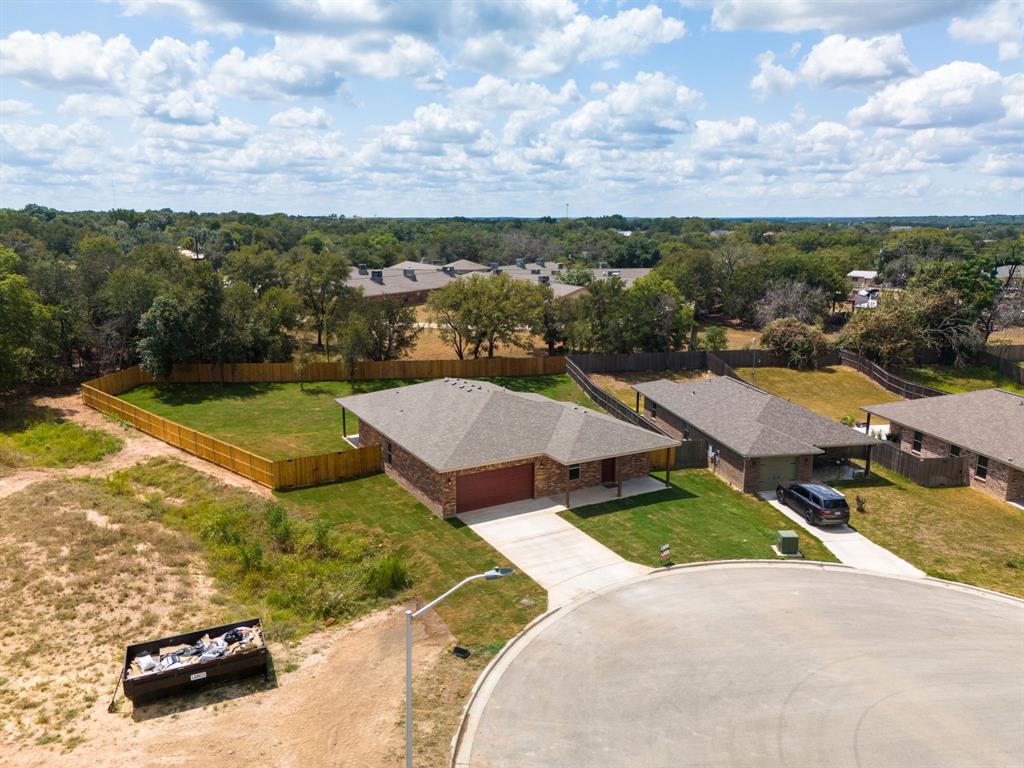 828 Elijah Property Photo 1