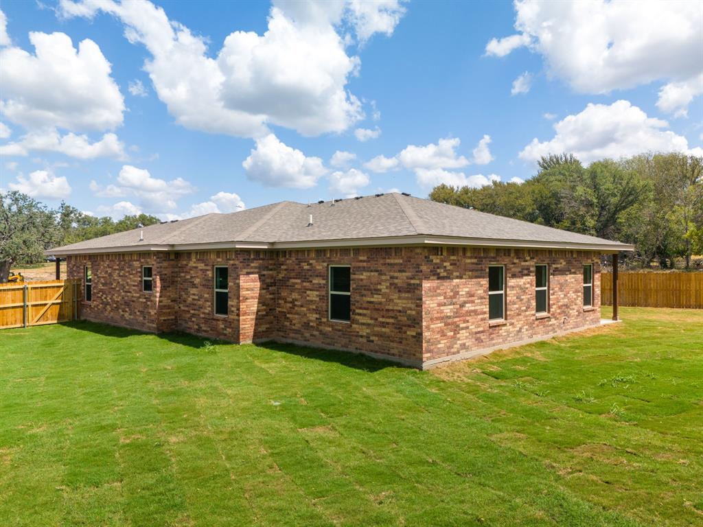 828 Elijah Property Photo 25