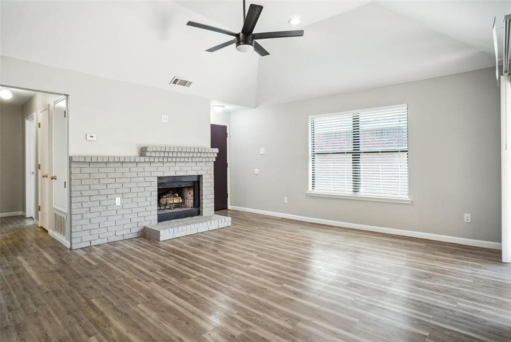 1426 Windmill Lane Property Photo 8