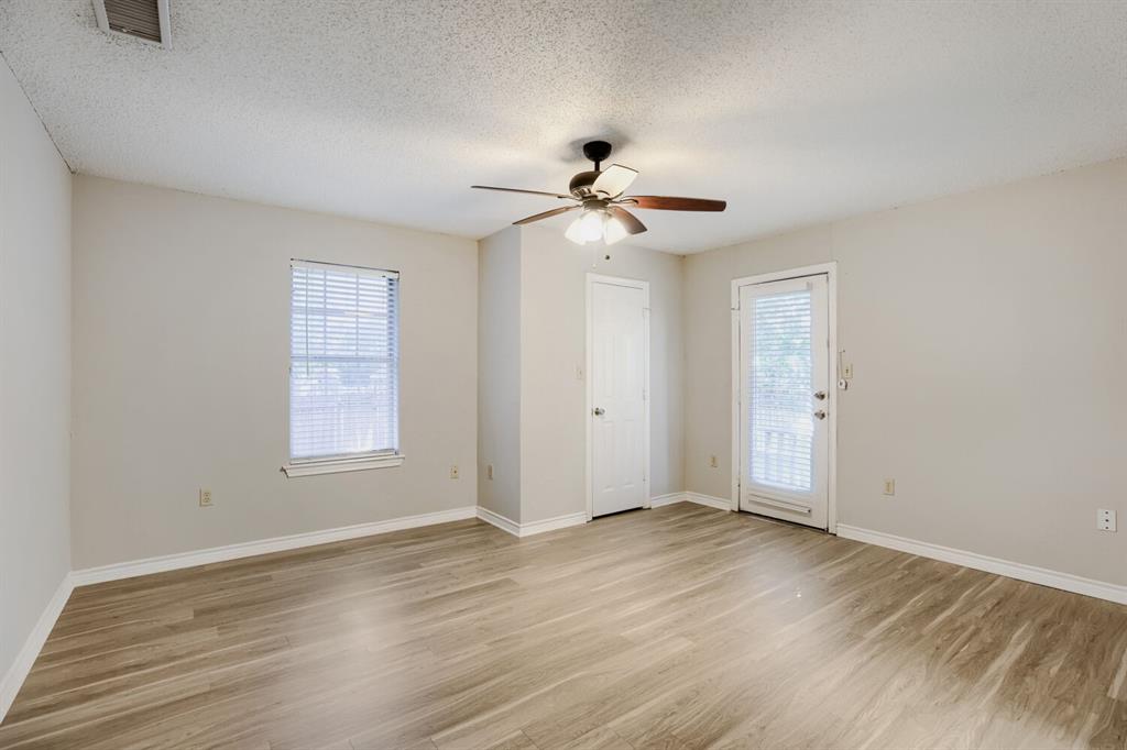 316 Peachtree Lane Property Photo 13