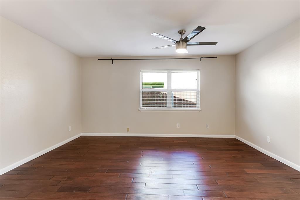 925 Lombardy Drive Property Photo 24