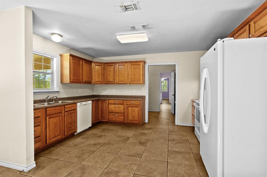522 Cr 4245 Property Photo 10