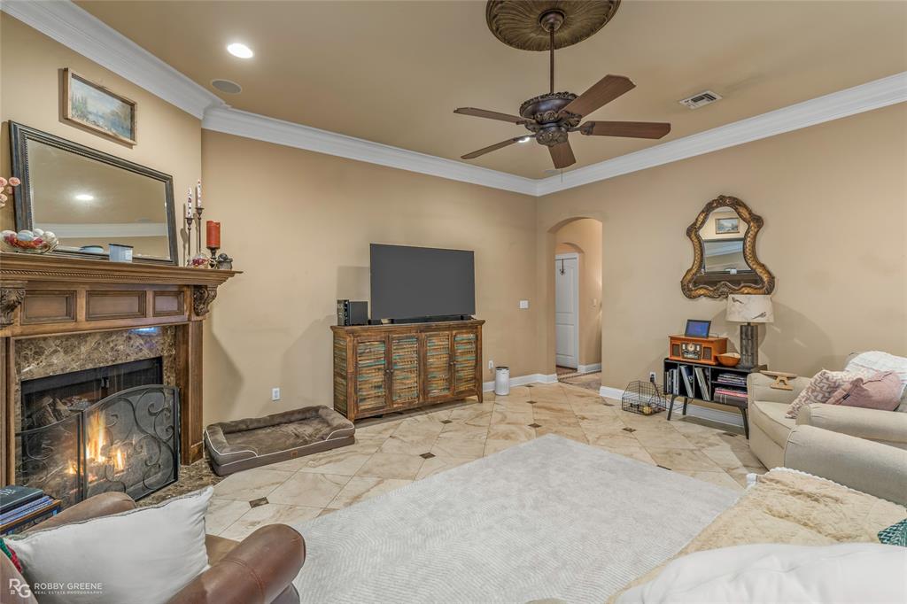 269 Harders Crossing Boulevard Property Photo 4