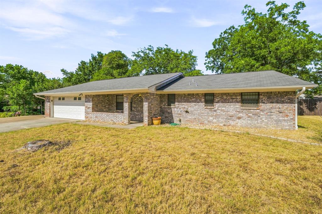 1007 Meadowlark Lane Property Photo 2