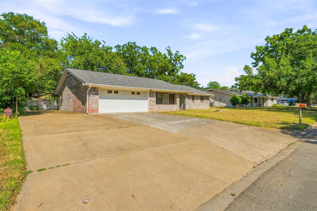 1007 Meadowlark Lane Property Photo 3