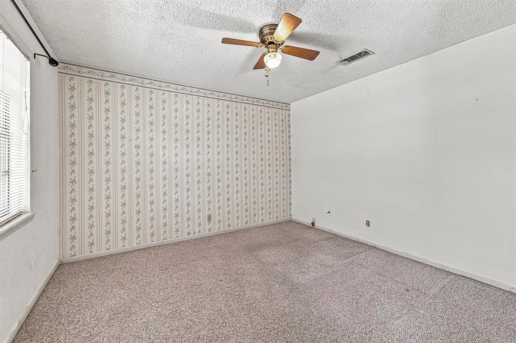 1007 Meadowlark Lane Property Photo 5
