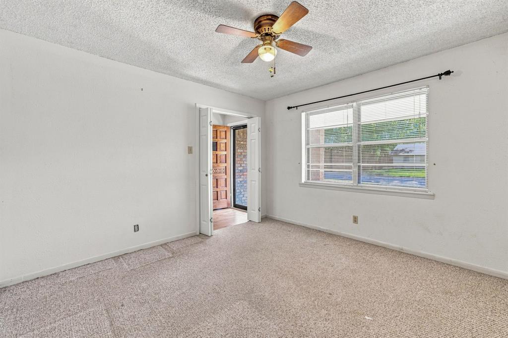 1007 Meadowlark Lane Property Photo 6