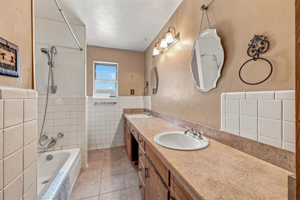 1007 Meadowlark Lane Property Photo 10