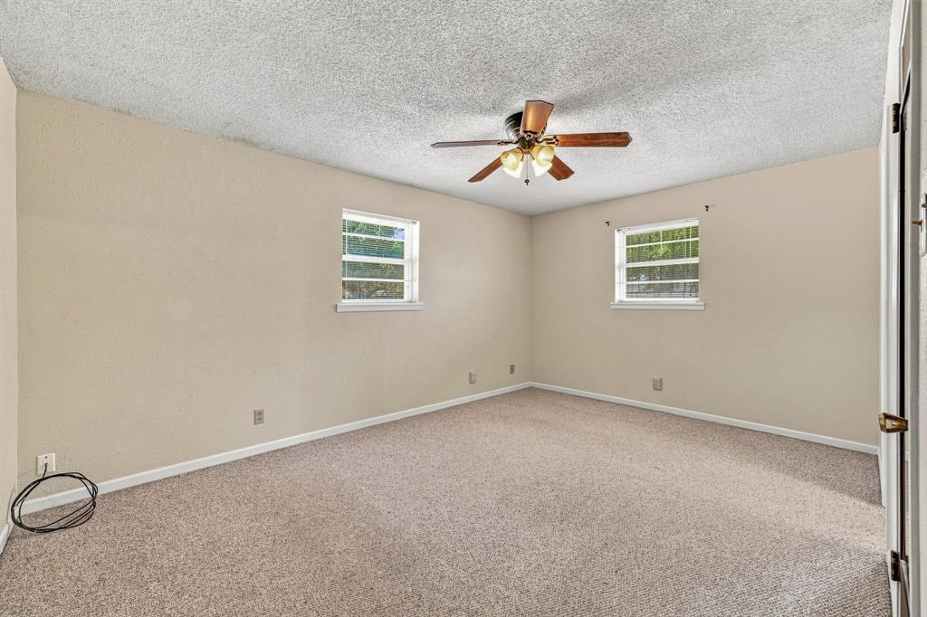 1007 Meadowlark Lane Property Photo 11