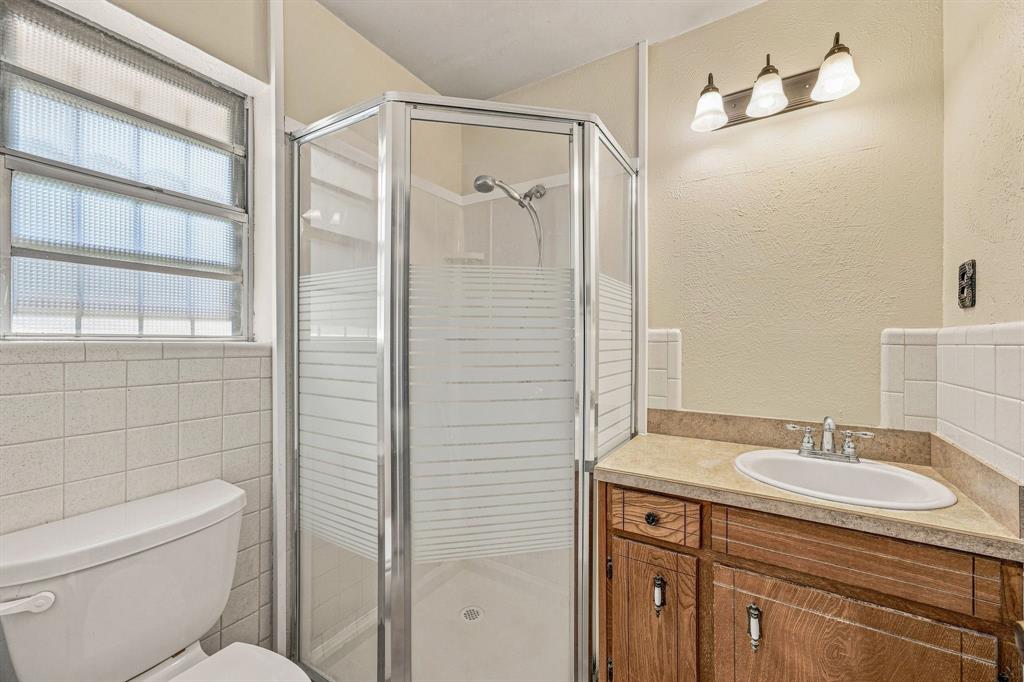1007 Meadowlark Lane Property Photo 14
