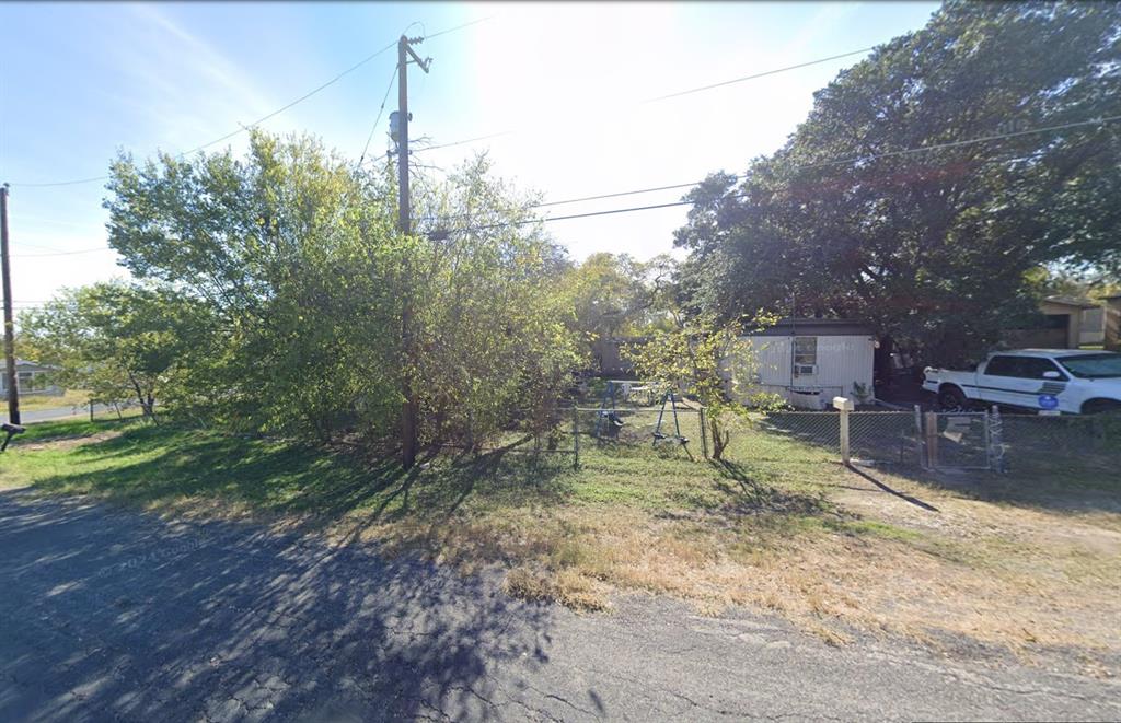 6432 Dew Drive Property Photo 2