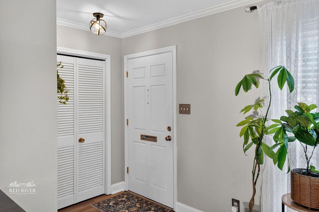 10055 Smitherman Drive Property Photo 3