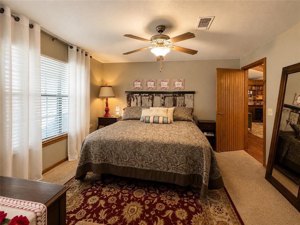 1308 W Fm 906 Property Photo 15