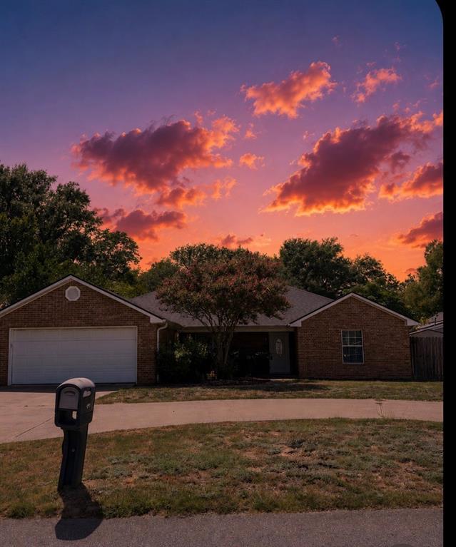 309 Baker Street Property Photo 1