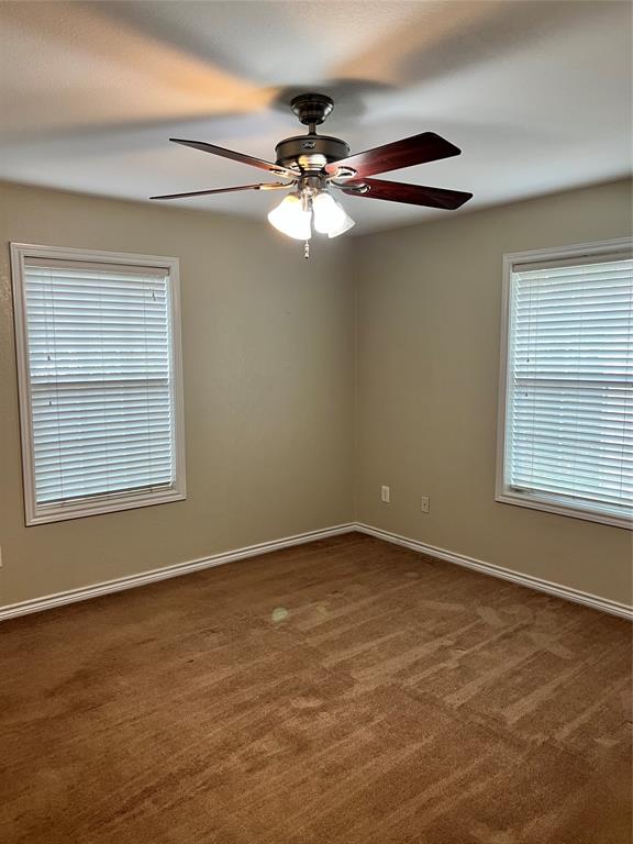 309 Baker Street Property Photo 5