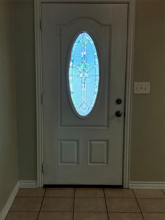309 Baker Street Property Photo 10