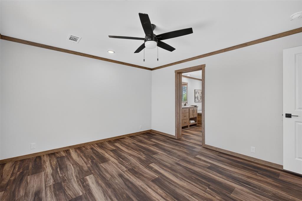 2240 Live Oak Trail Property Photo 18