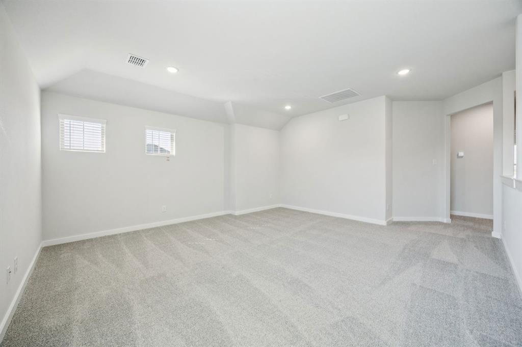 111 Fairlawn Drive Property Photo 25