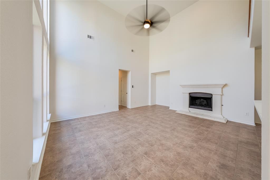 9998 Planters Row Drive Property Photo 13
