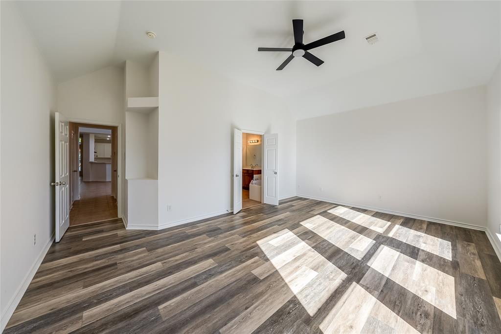 9998 Planters Row Drive Property Photo 18