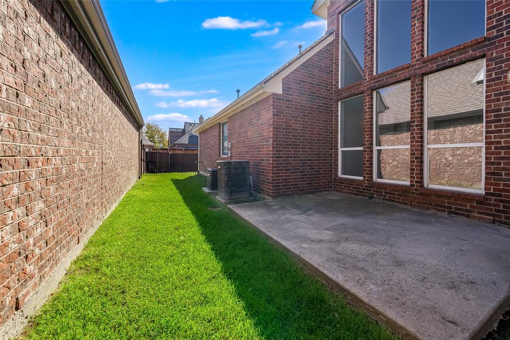 9998 Planters Row Drive Property Photo 30