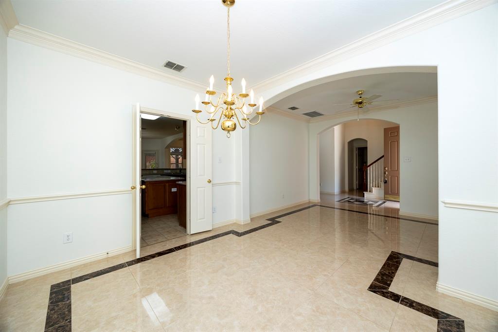 10002 River Bend Drive Property Photo 10