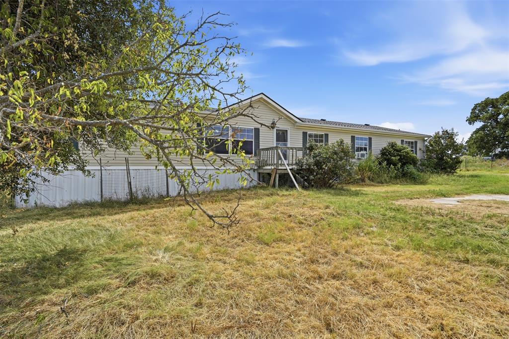 937 County Road 4790 Property Photo 1
