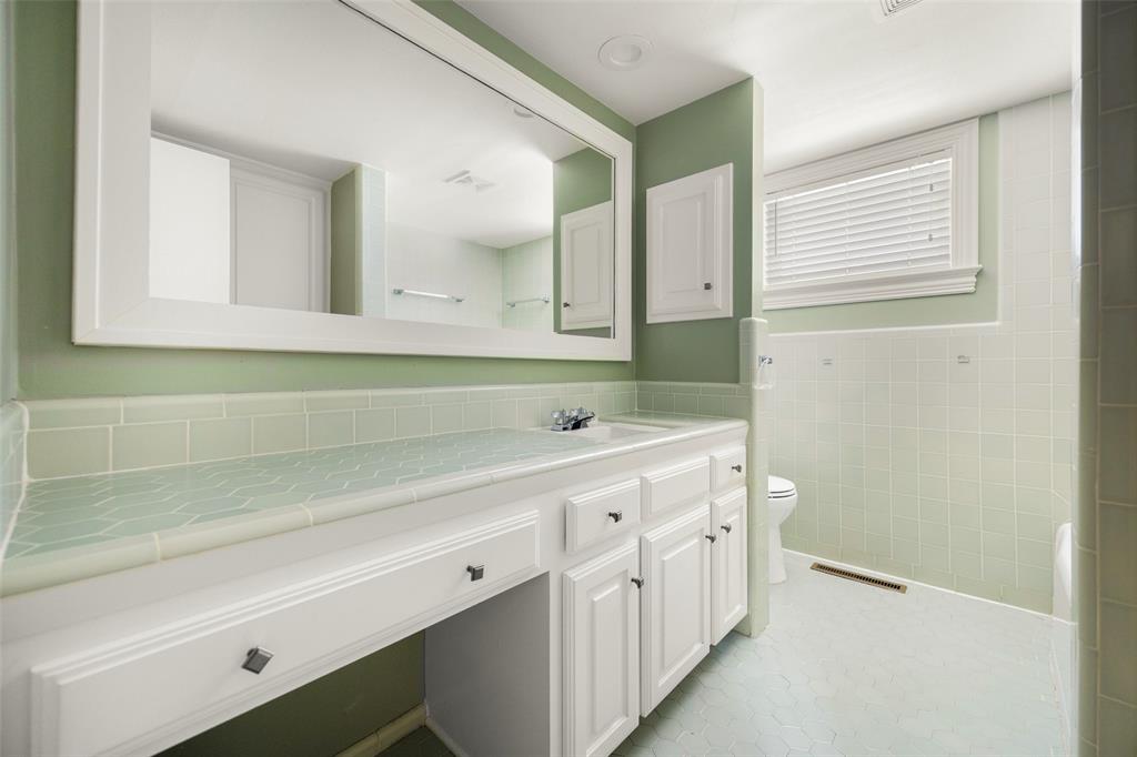 3813 Purdue Avenue Property Photo 10