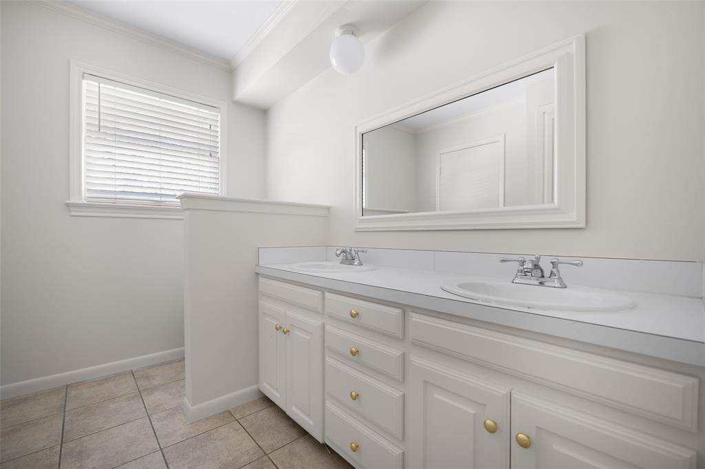 3813 Purdue Avenue Property Photo 19