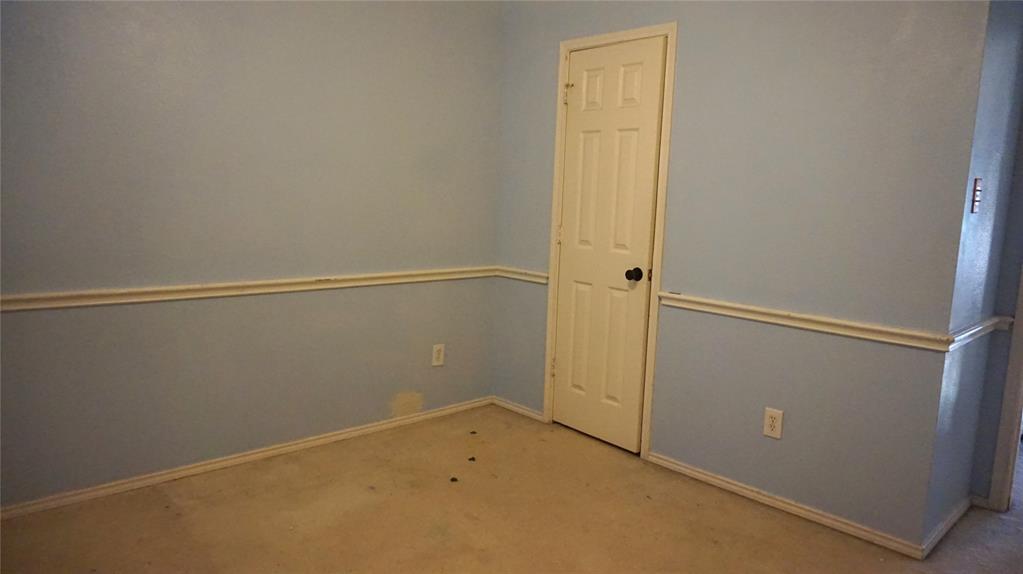 1200 Winnipeg Drive Property Photo 9