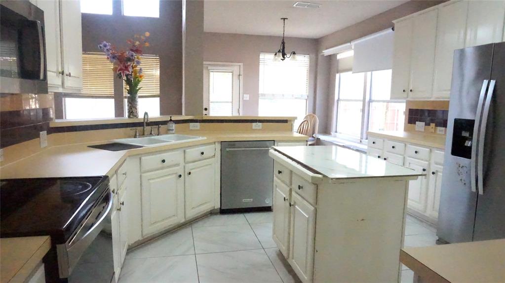 1200 Winnipeg Drive Property Photo 13