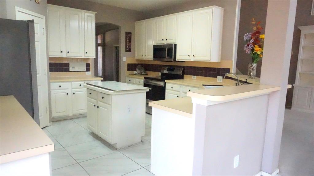 1200 Winnipeg Drive Property Photo 14