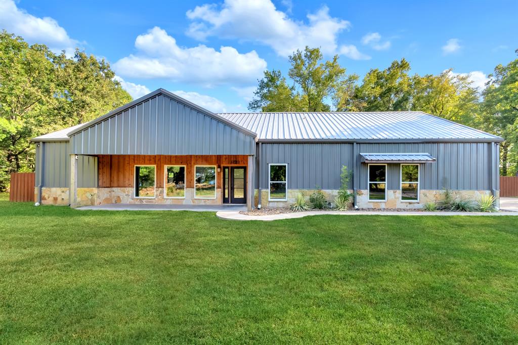 239 County Road Property Photo 1