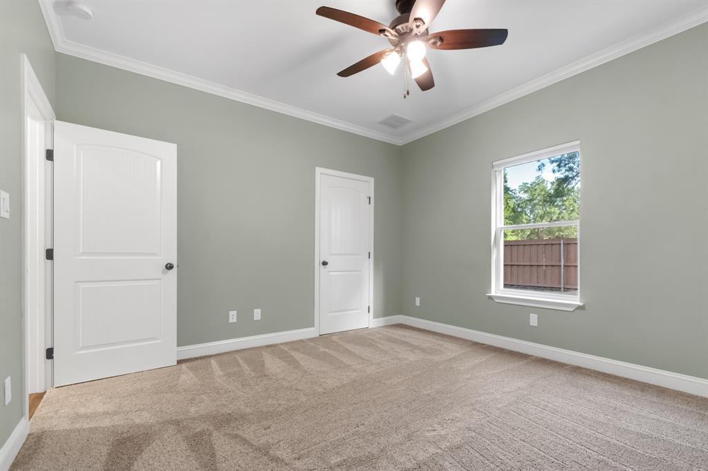 239 County Road Property Photo 11
