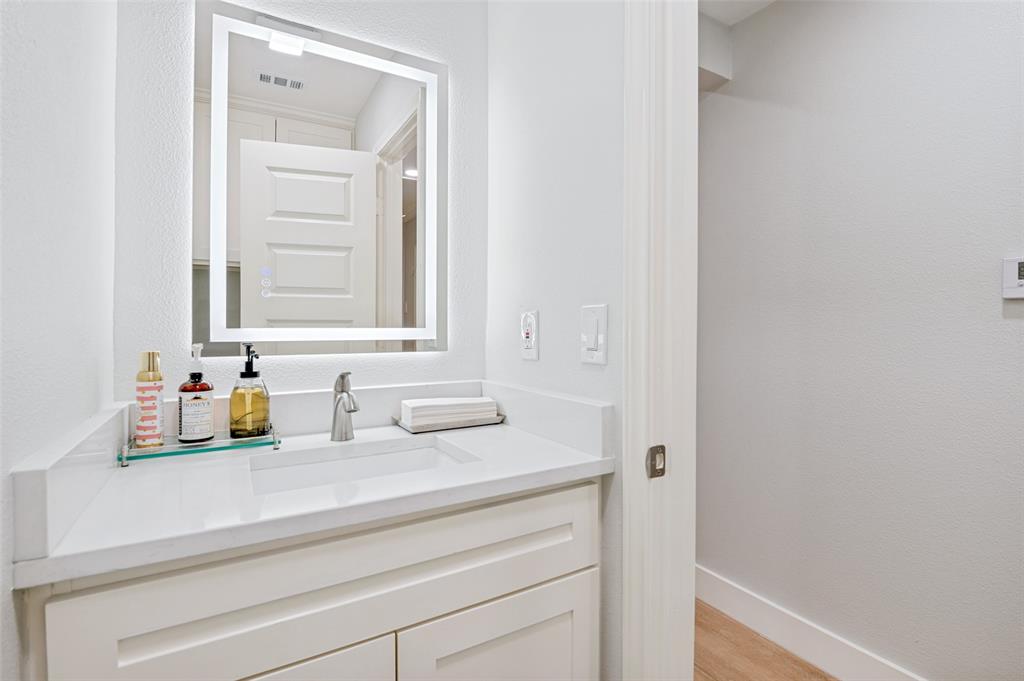 948 Briarcove Place Property Photo 15