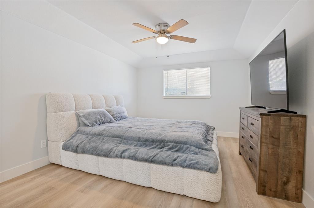 948 Briarcove Place Property Photo 16