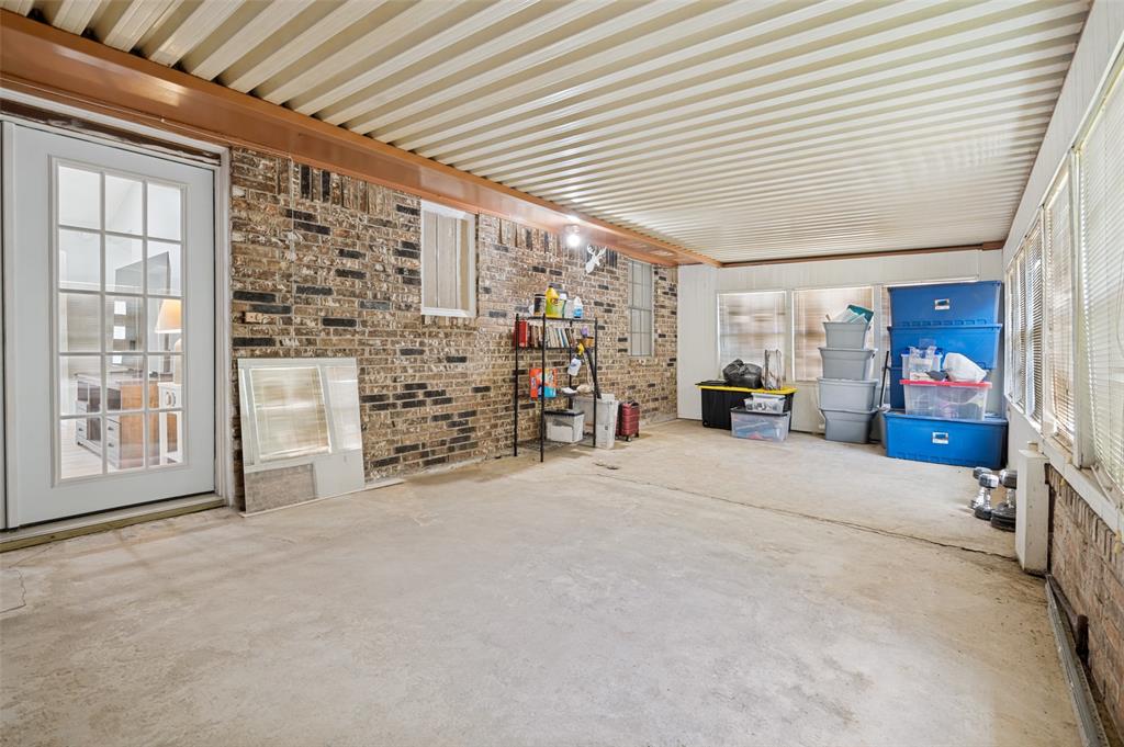 948 Briarcove Place Property Photo 22