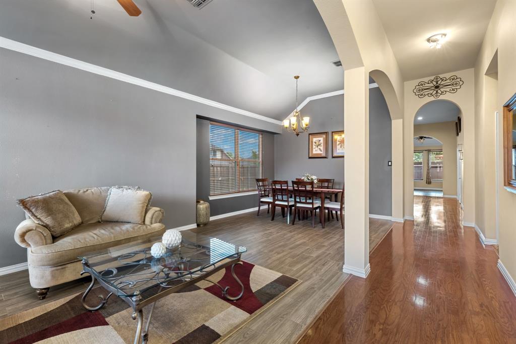 2600 Oakland Hills Drive Property Photo 2